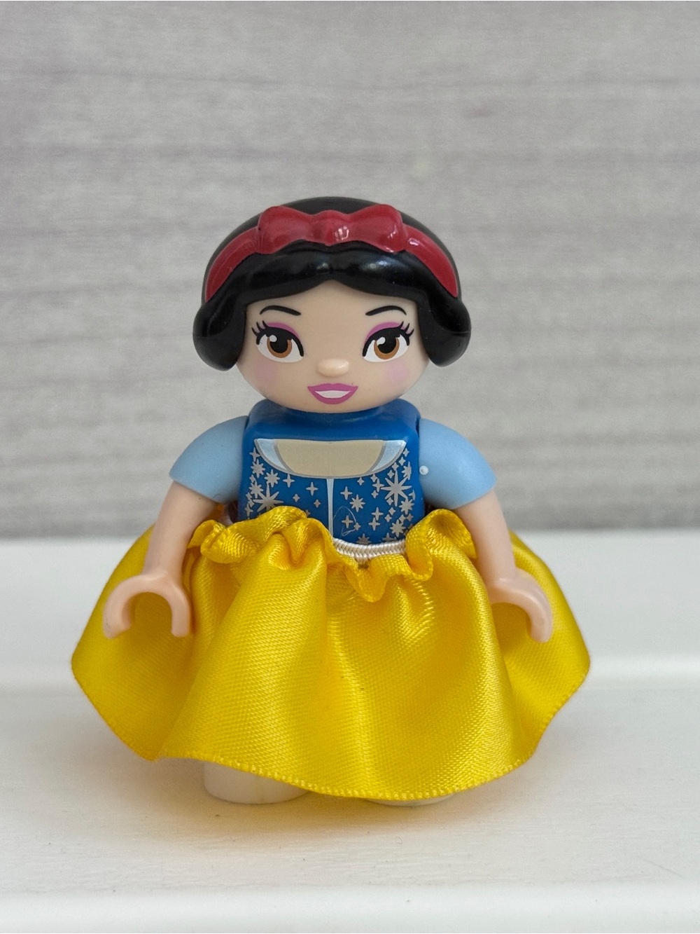 LEGO Disney DUPLO Snow White Disney Princess with Yellow Dress